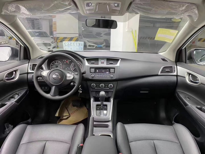 成都20年日产轩逸7