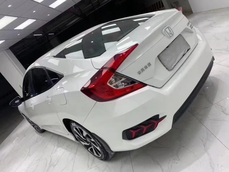 成都16年本田思域6