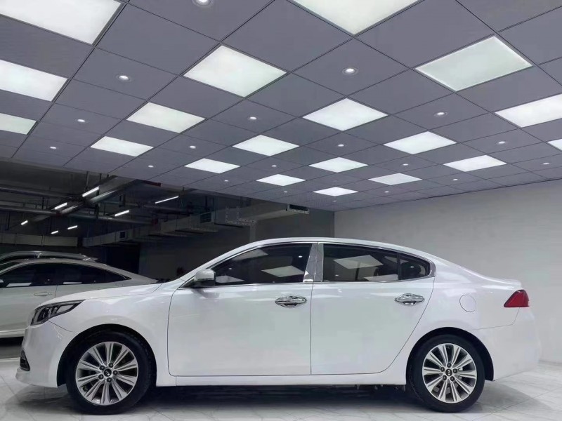 成都16年起亚K43