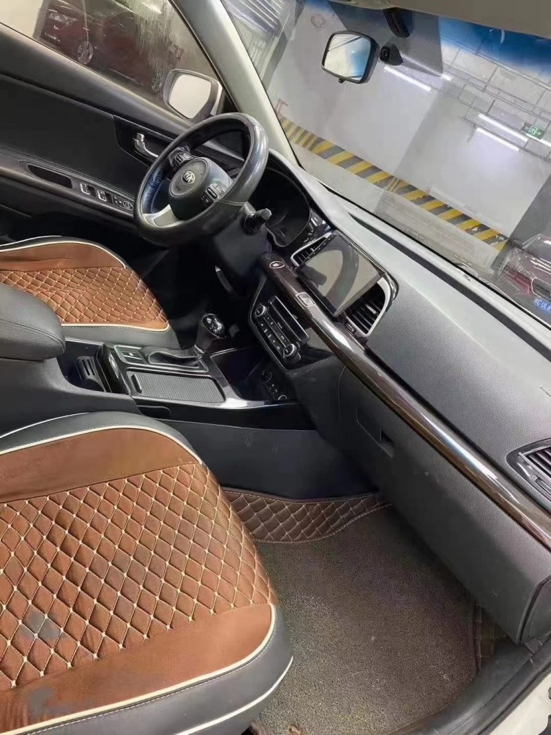 成都16年起亚K46