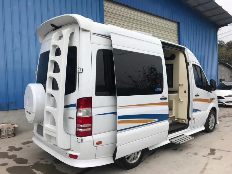 北京15年奔驰斯宾特4