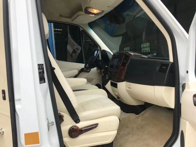 北京15年奔驰斯宾特5