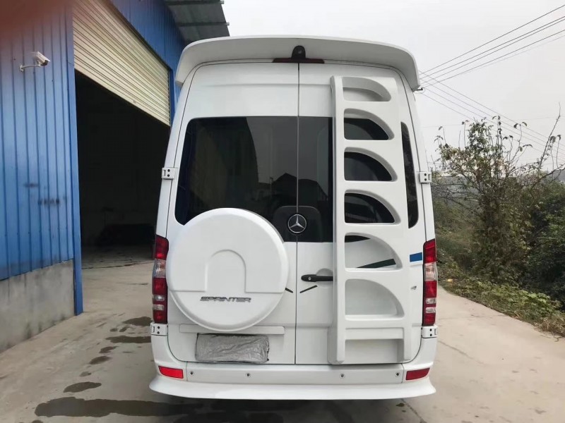 北京15年奔驰斯宾特9