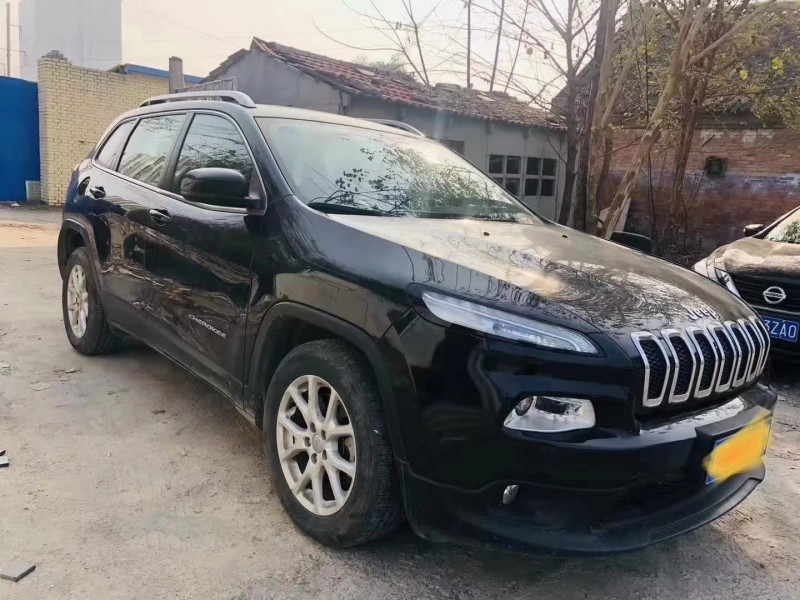 德州16年Jeep自由光2