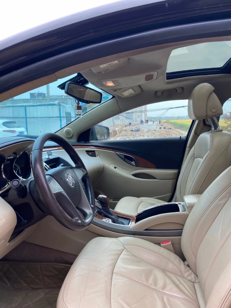 徐州13年别克君越2