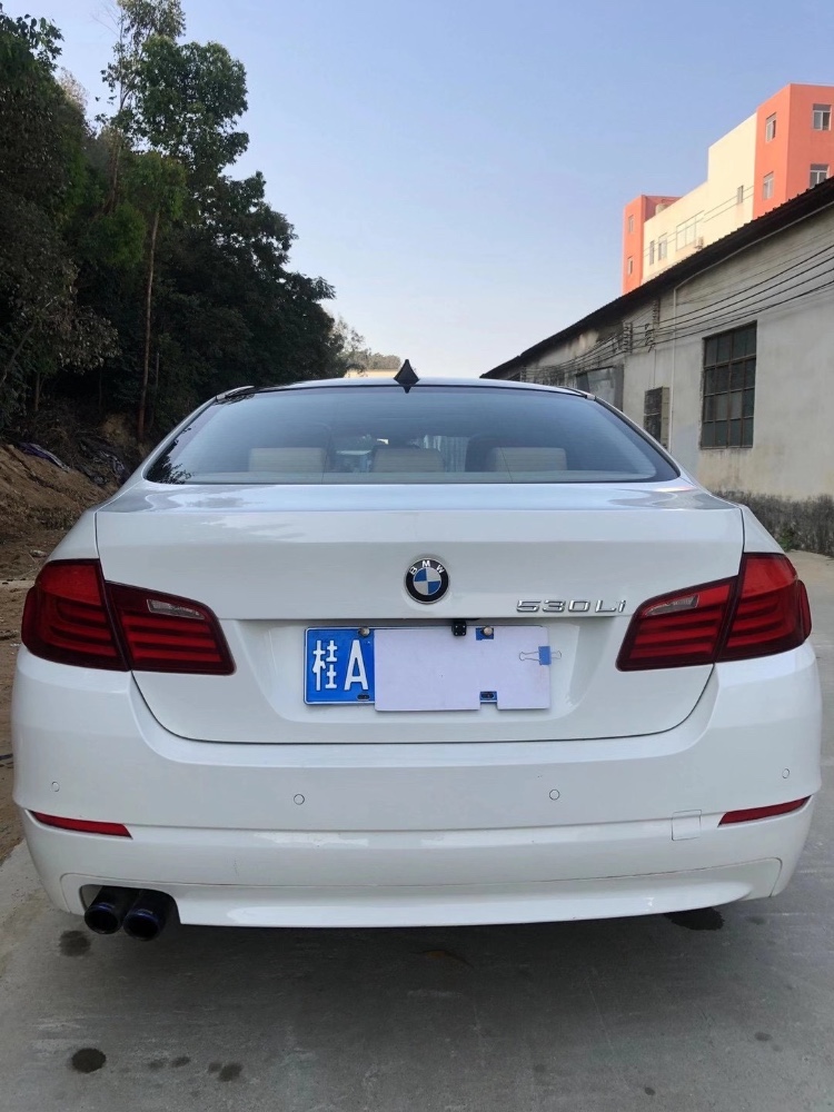 江门11年宝马5系8
