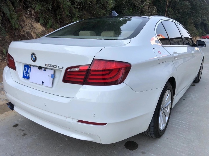 江门11年宝马5系9