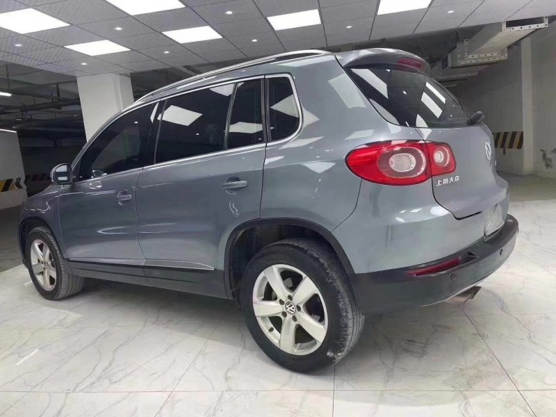 成都12年大众途观4