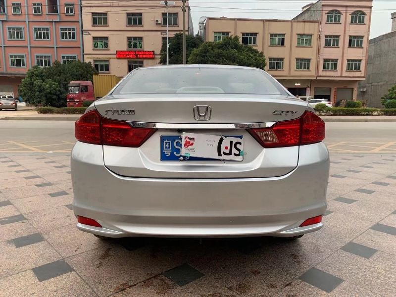 东莞16年本田锋范6