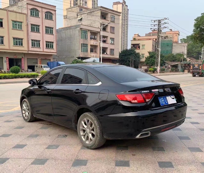 东莞17年吉利帝豪GL8