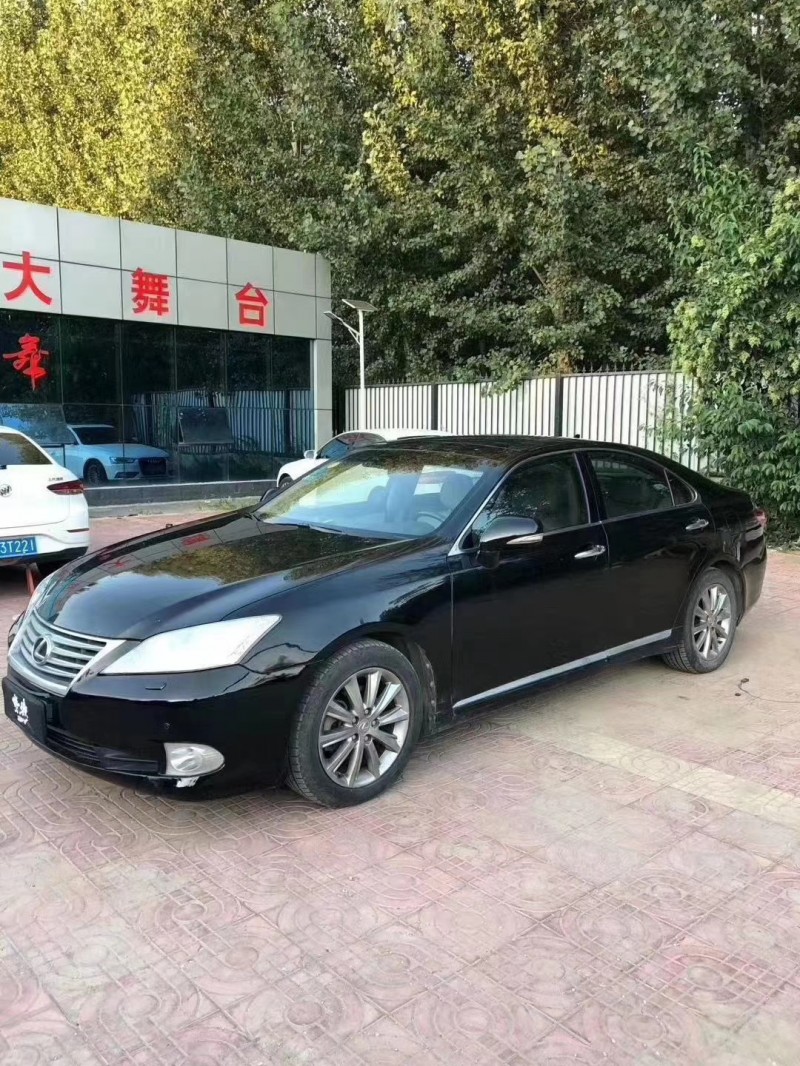 泰安10年雷克薩斯ES2
