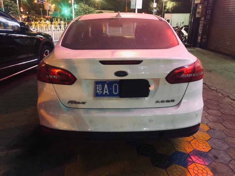 广州17年福特福睿斯5