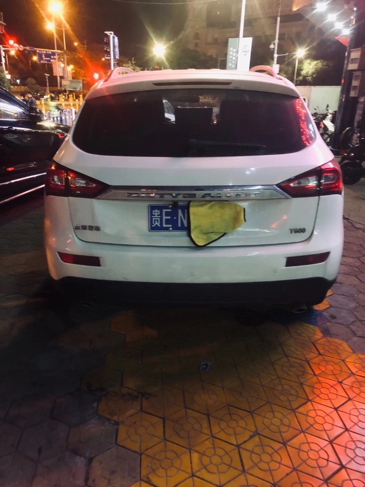 广州16年众泰T6006