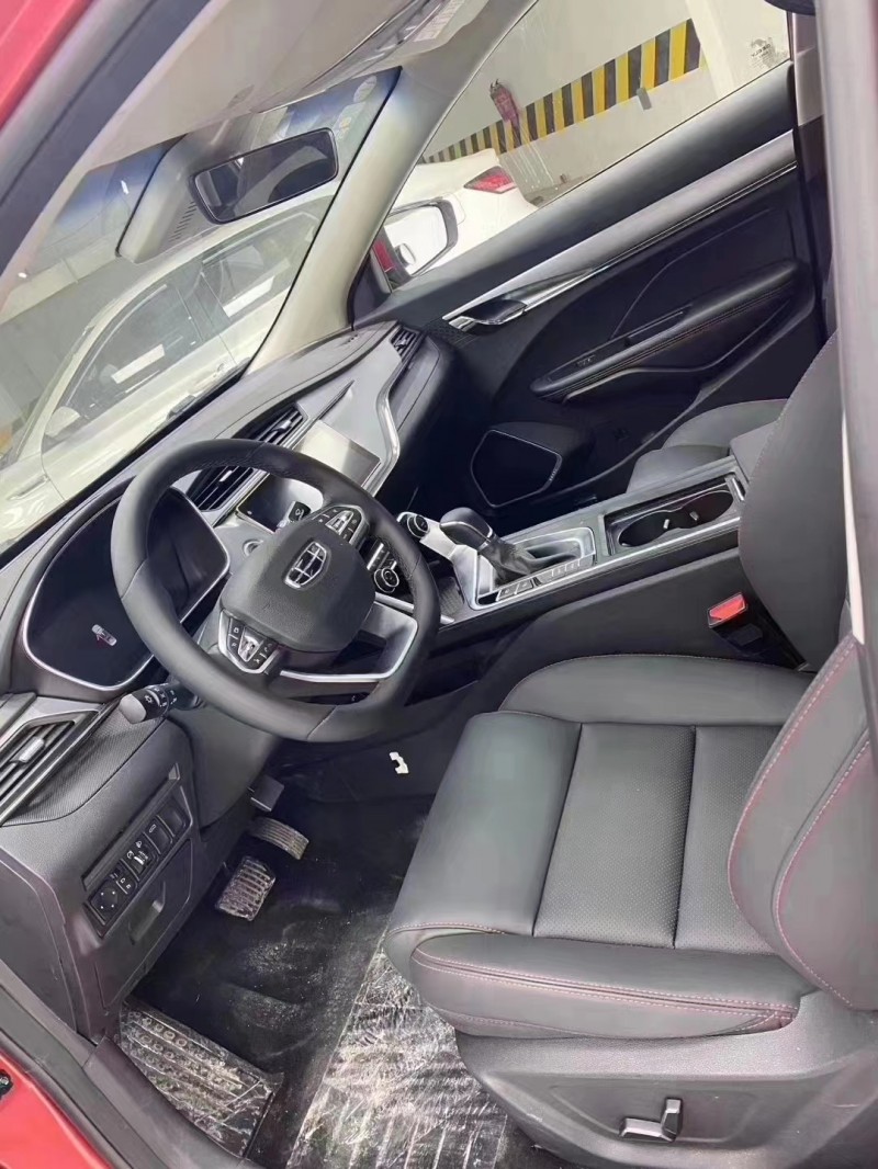 成都20年吉利宾瑞4