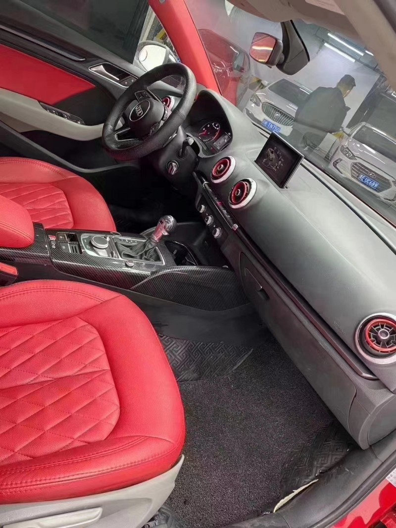 成都17年奥迪A38