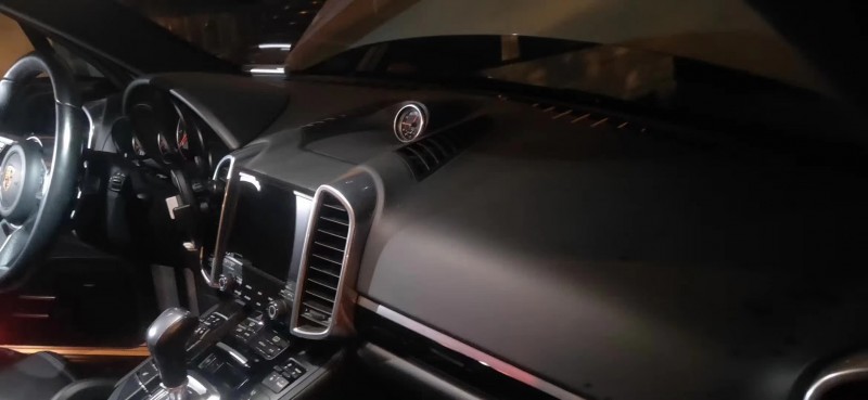 武汉17年保时捷卡宴3