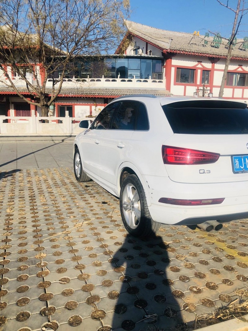 秦皇島17年奧迪Q33
