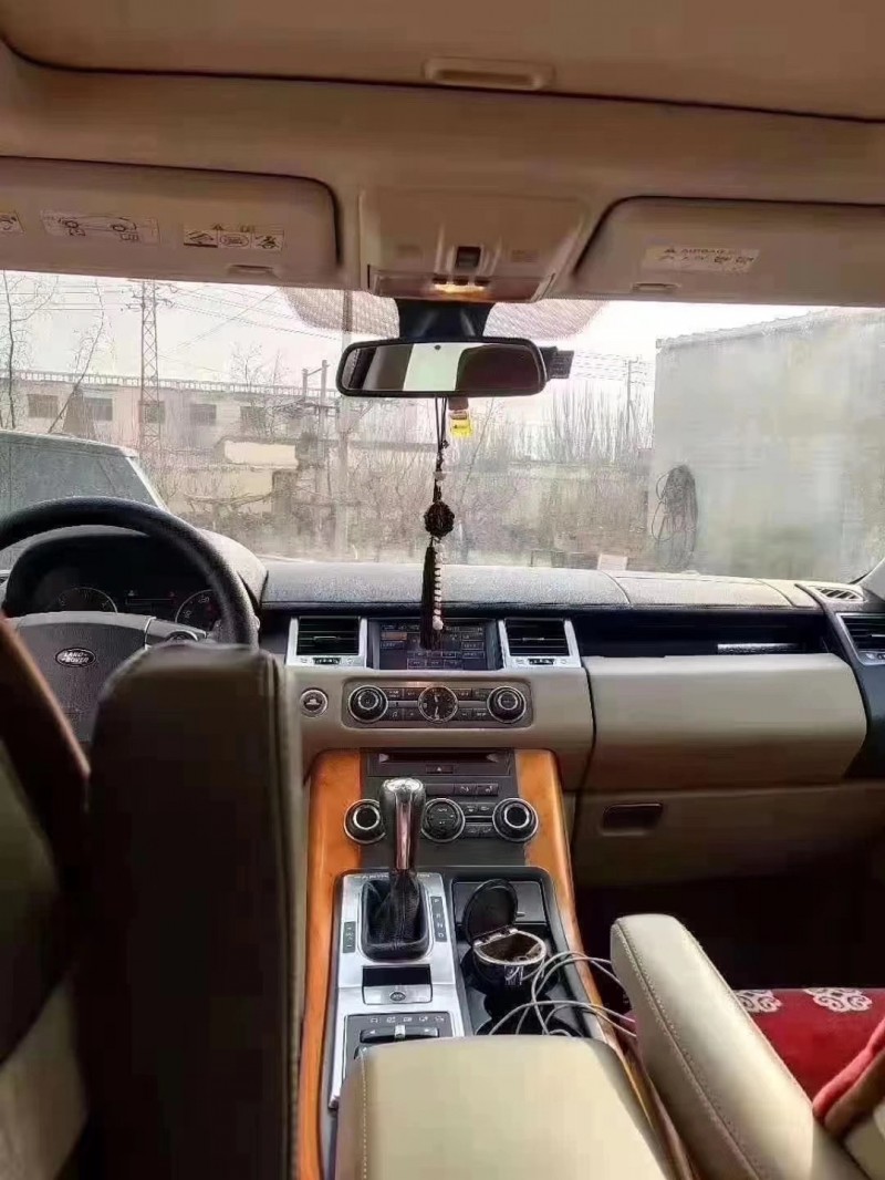 邢台12年路虎揽胜运动4