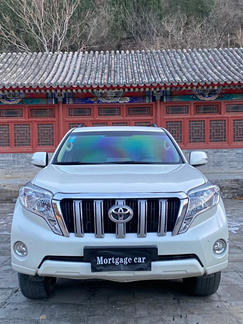 北京17年丰田普拉多1
