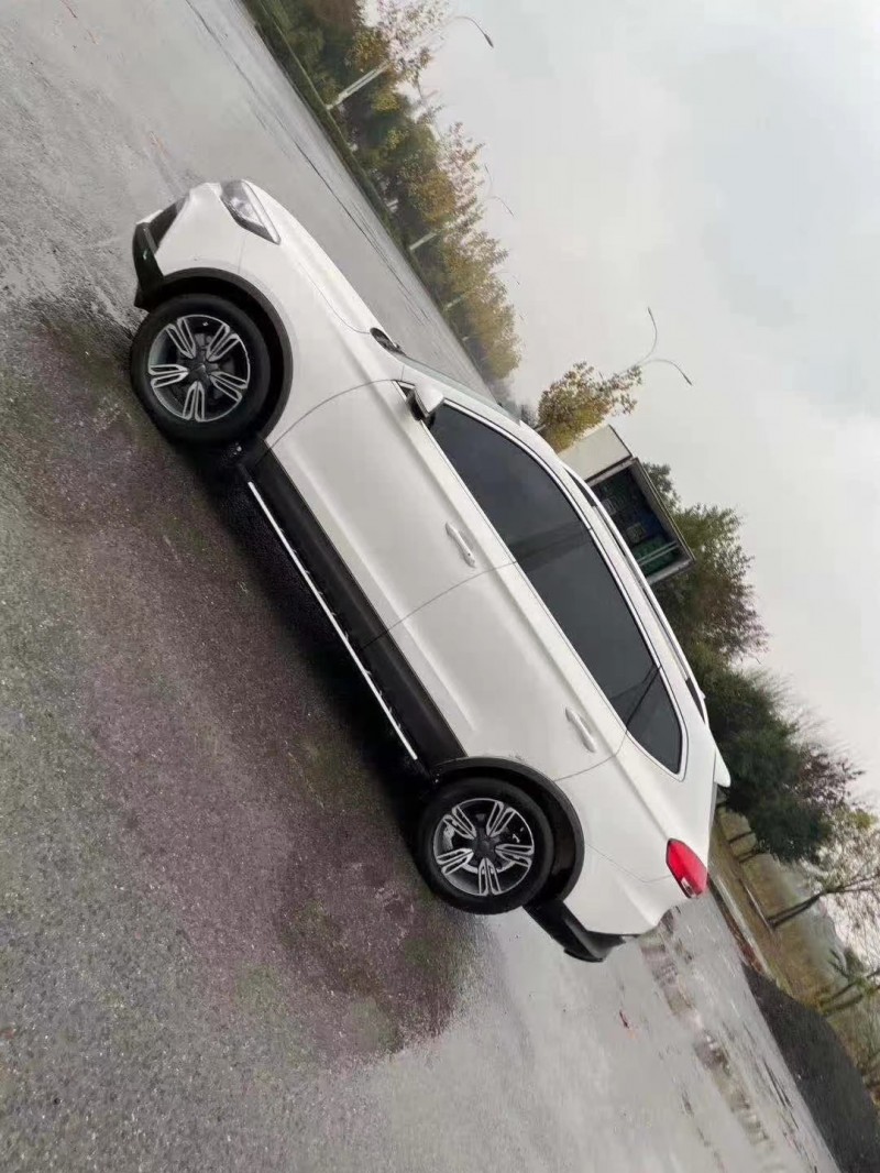 淄博17年獵豹汽車CS105