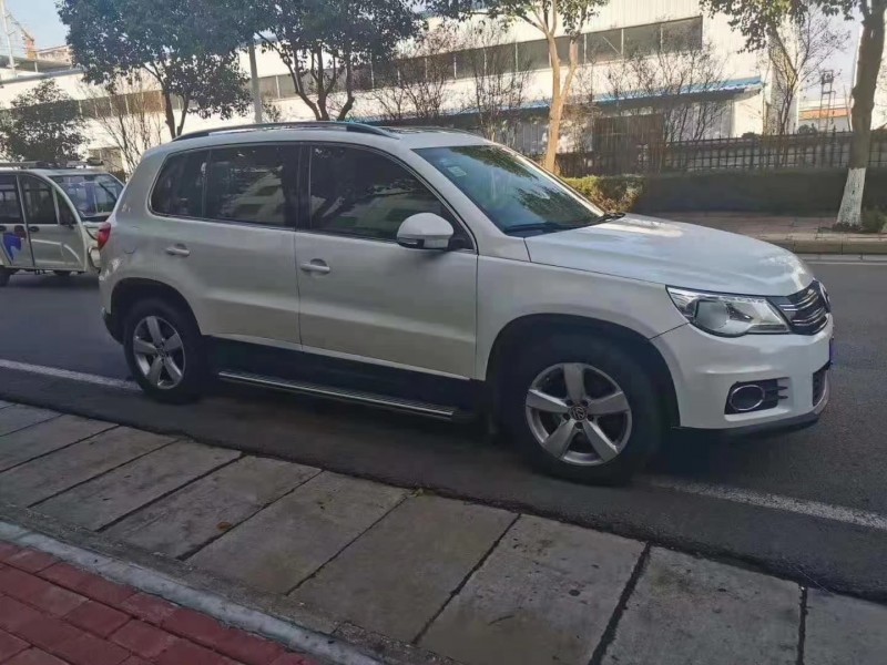 济南12年大众途观5