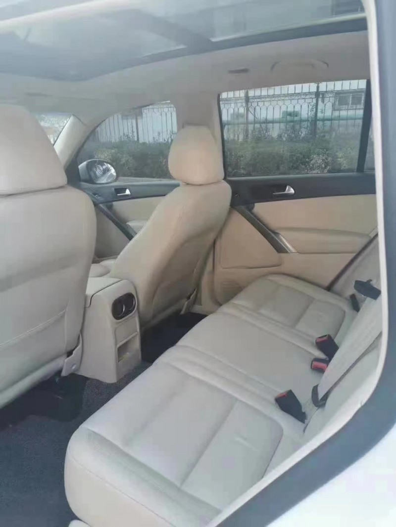 济南12年大众途观8