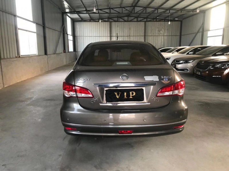 济南17年日产轩逸2