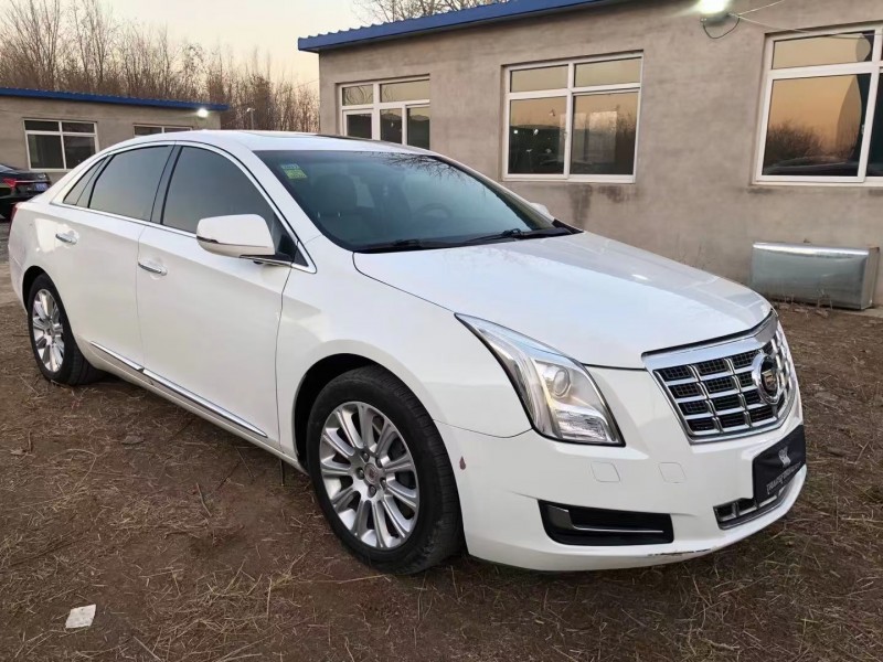 保定13年凯迪拉克XTS6