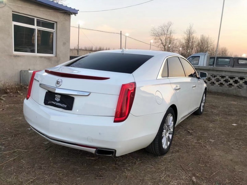 保定13年凯迪拉克XTS2