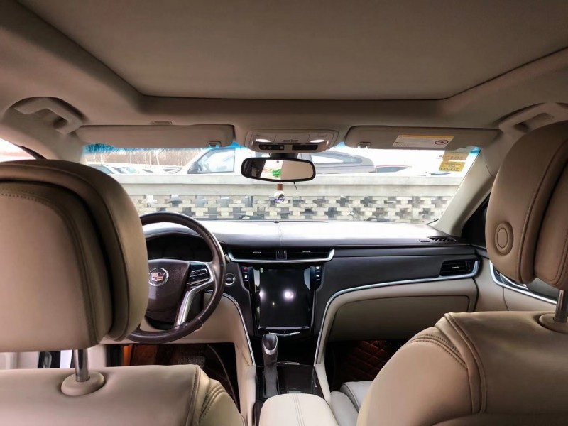 保定13年凯迪拉克XTS9