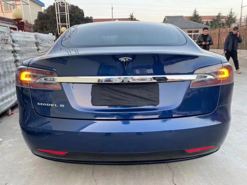 济南17年特斯拉MODEL S9