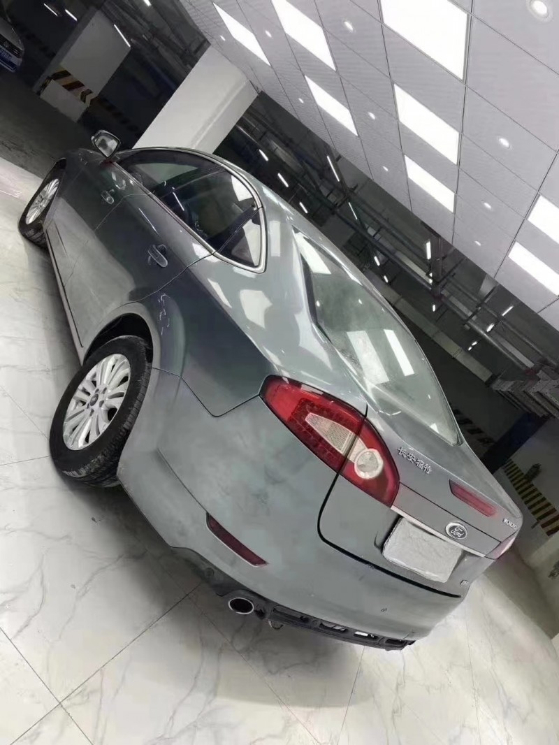 成都11年福特蒙迪欧-致胜6