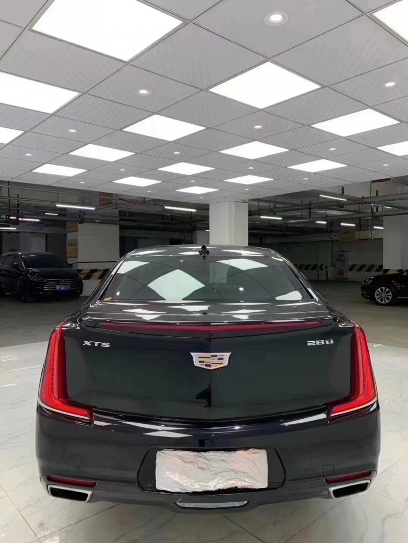 成都19年凯迪拉克XTS5