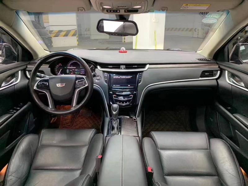 成都19年凯迪拉克XTS7