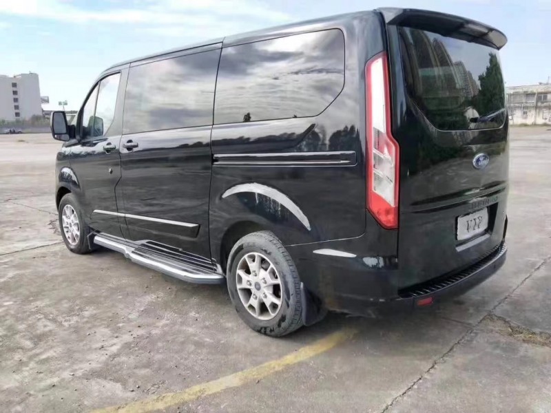 广州19年福特途睿欧4