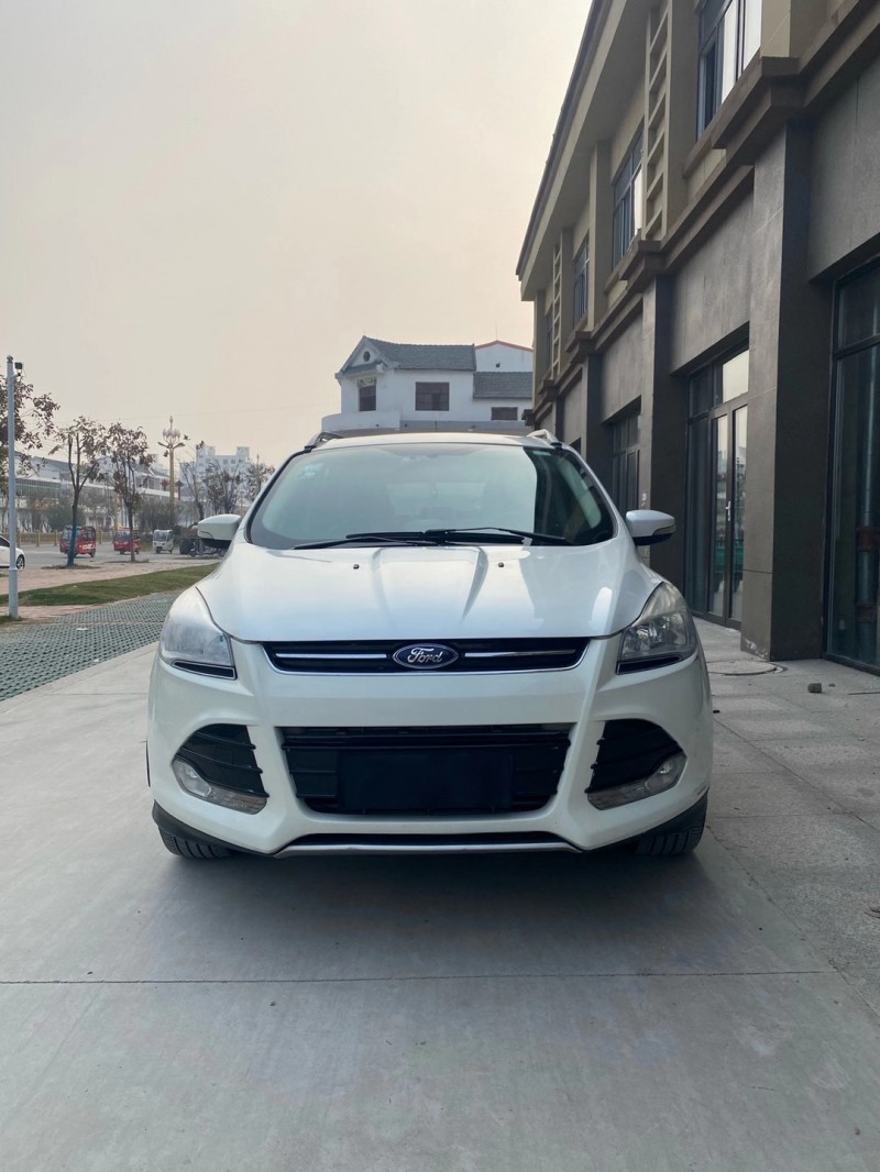 徐州15年福特翼虎1