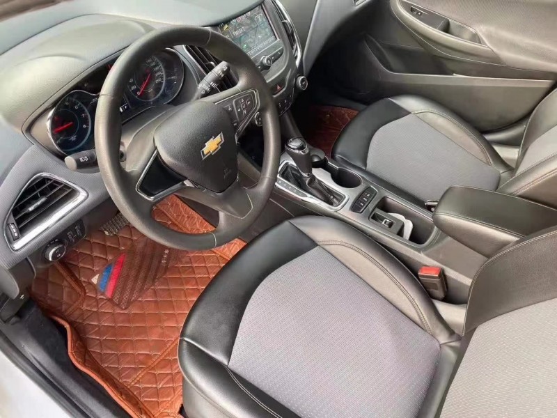 济南18年雪佛兰科鲁兹8