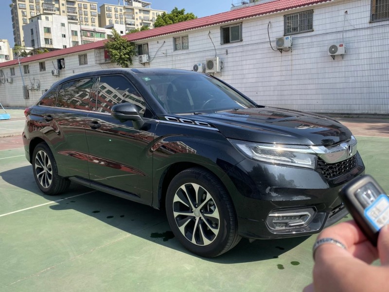 广州19年本田冠道8