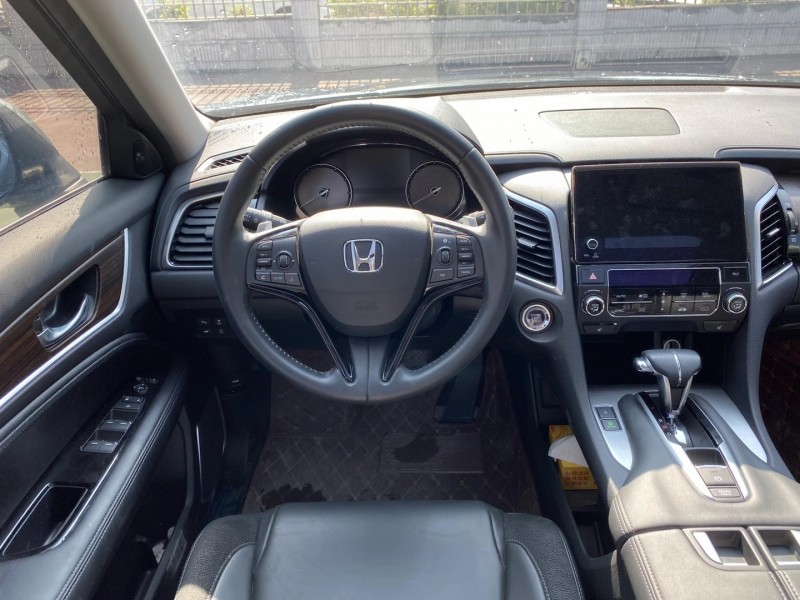 广州19年本田冠道5