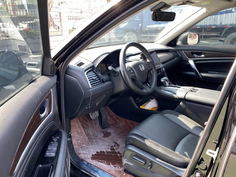 广州19年本田冠道4