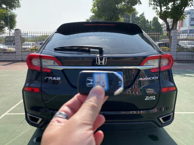 广州19年本田冠道1