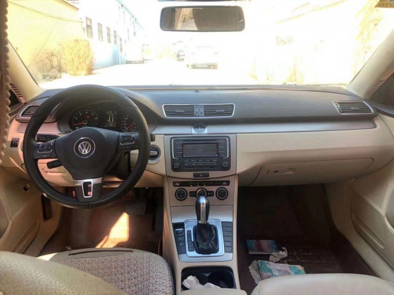 青岛14年大众迈腾1