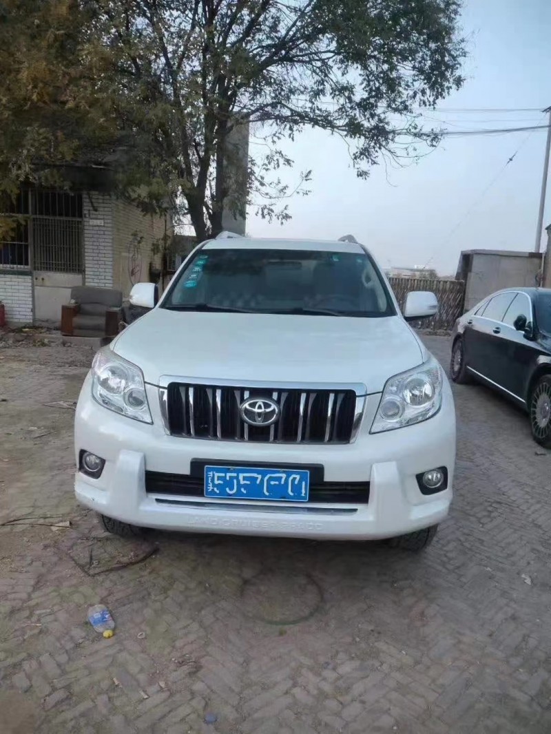 保定13年丰田普拉多1