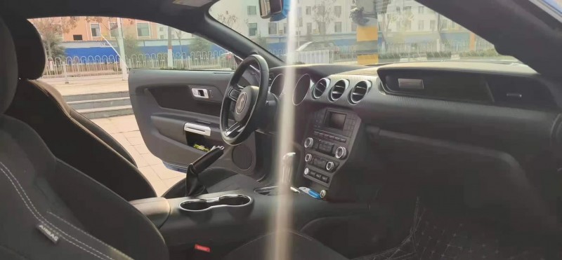 济宁18年福特野马6