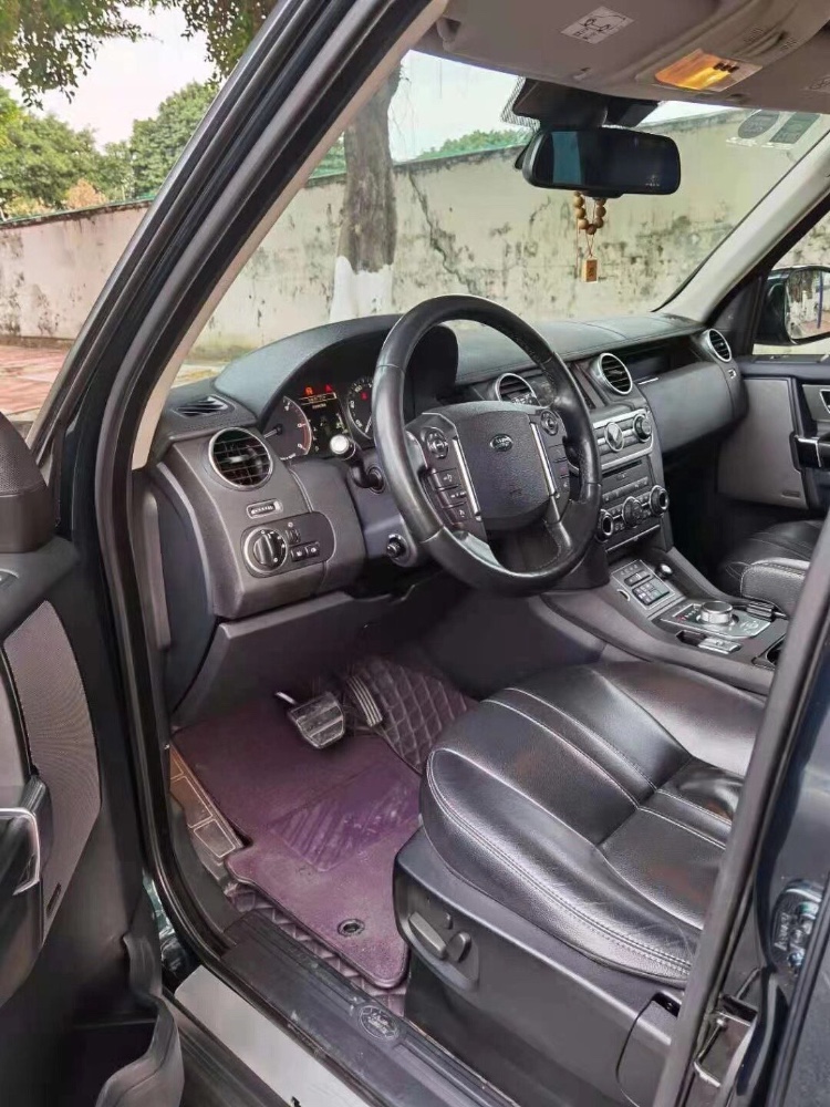 广州15年路虎发现45