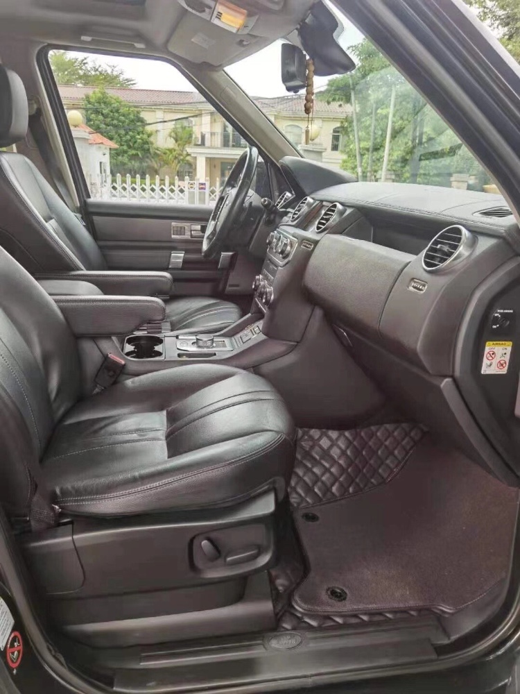 广州15年路虎发现47