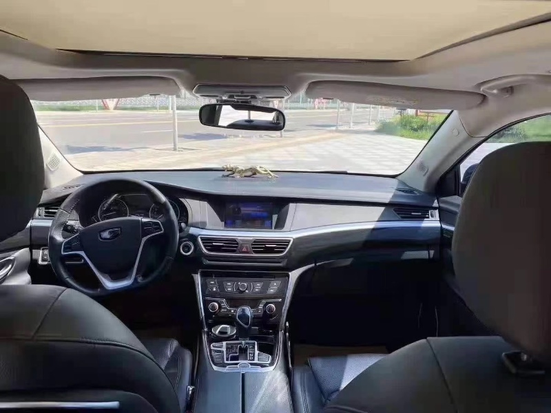 重庆15年吉利博瑞5