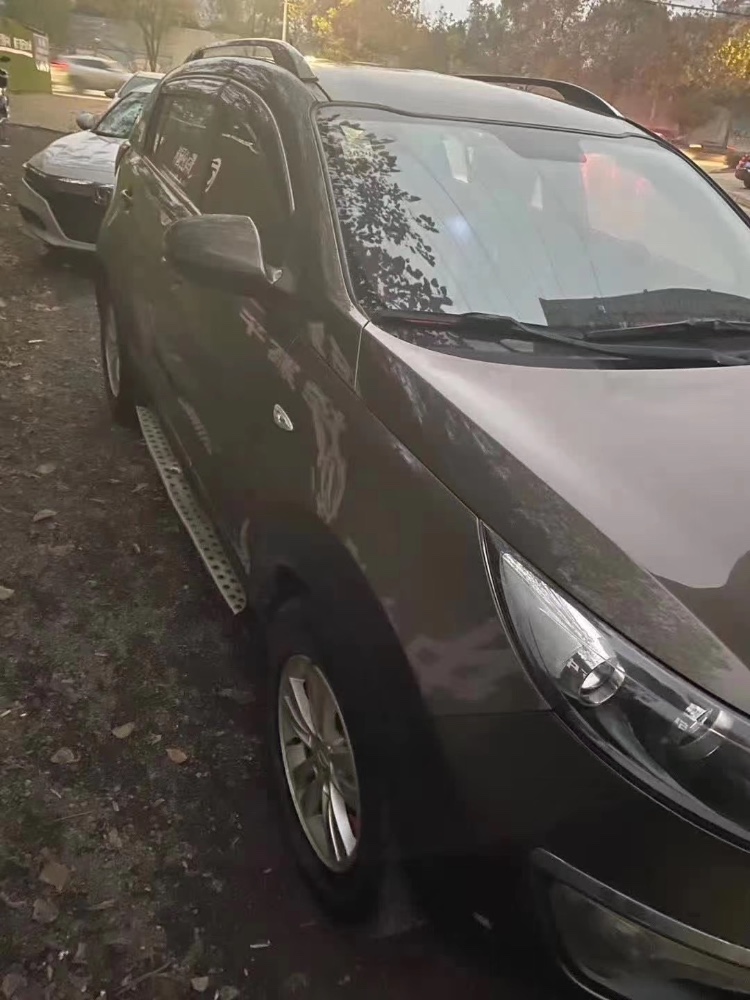 北京14年起亚智跑3