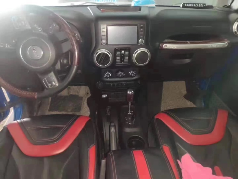 武汉16年Jeep牧马人1