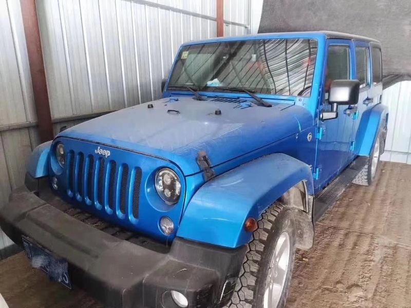 武汉16年Jeep牧马人4